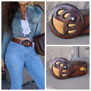 RARE 70s Vintage WYLY's Brown Leather Buckle Belt w/ Genuine Turquoise